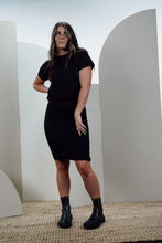 Load image into Gallery viewer, The Simple Set (Black)