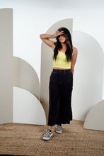 Load image into Gallery viewer, Sunshine Daisies Crop Tank