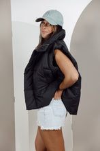 Load image into Gallery viewer, Park City Puffer Vest
