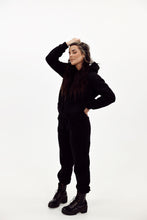 Load image into Gallery viewer, Warm &amp; Cozy Matching Sweatsuit (black)
