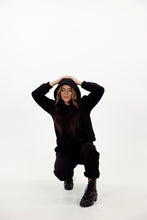 Load image into Gallery viewer, Warm &amp; Cozy Matching Sweatsuit (black)
